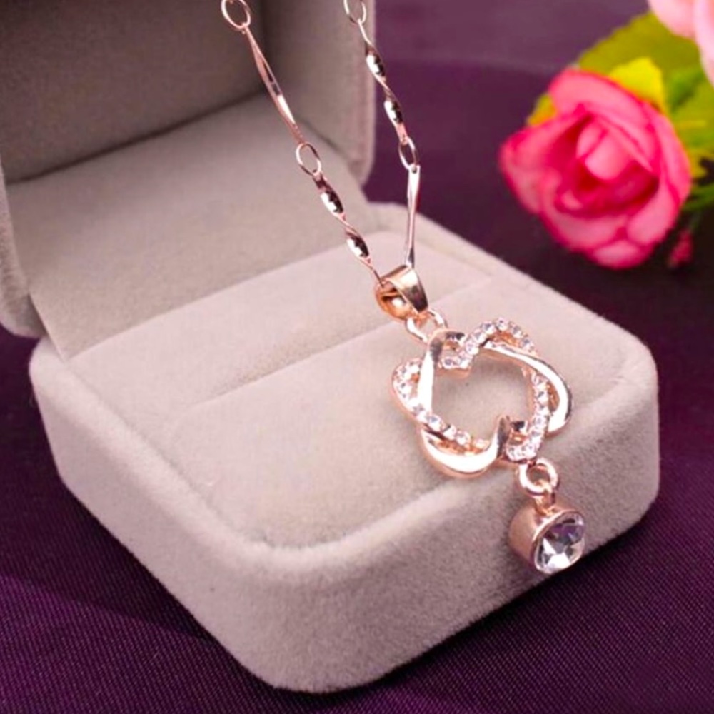 Women Double Heart Concentric Pendant Rhinestone Inlaid Chain Necklace Rose gold